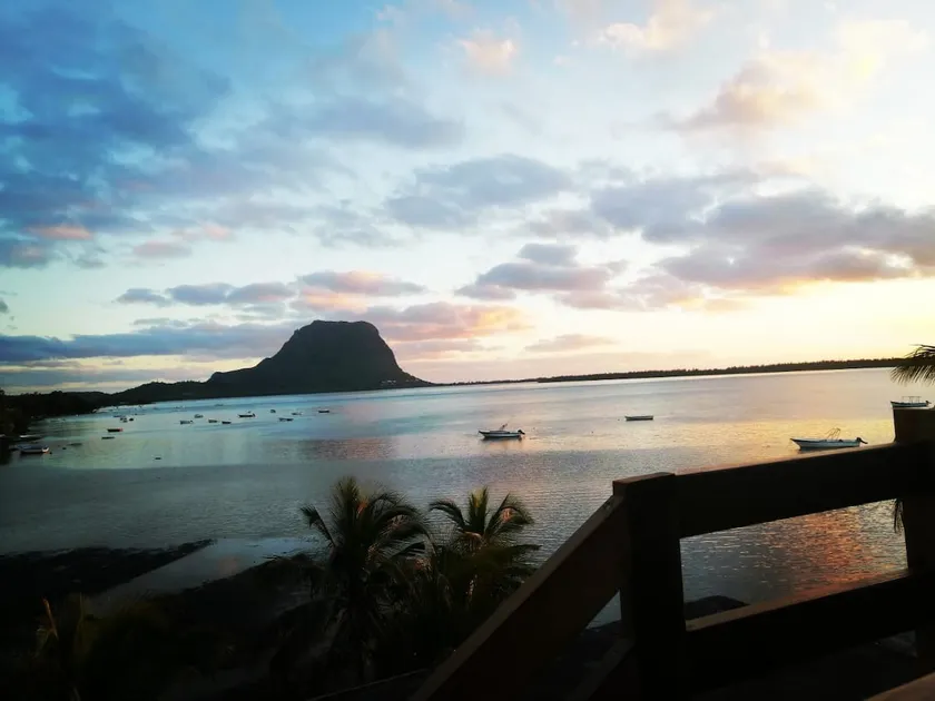 Oceanfront Le Morne Brabant view - Image 1