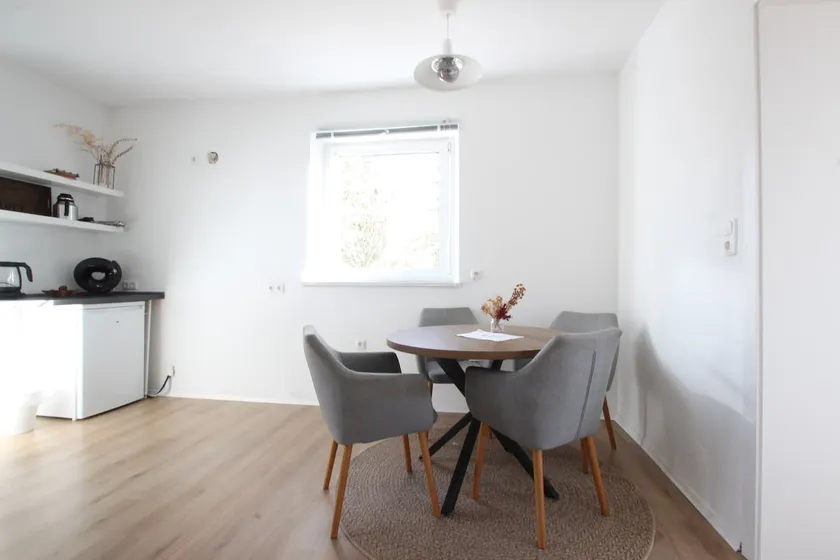 3-bedroom apartment on the 1st floor - Image 1
