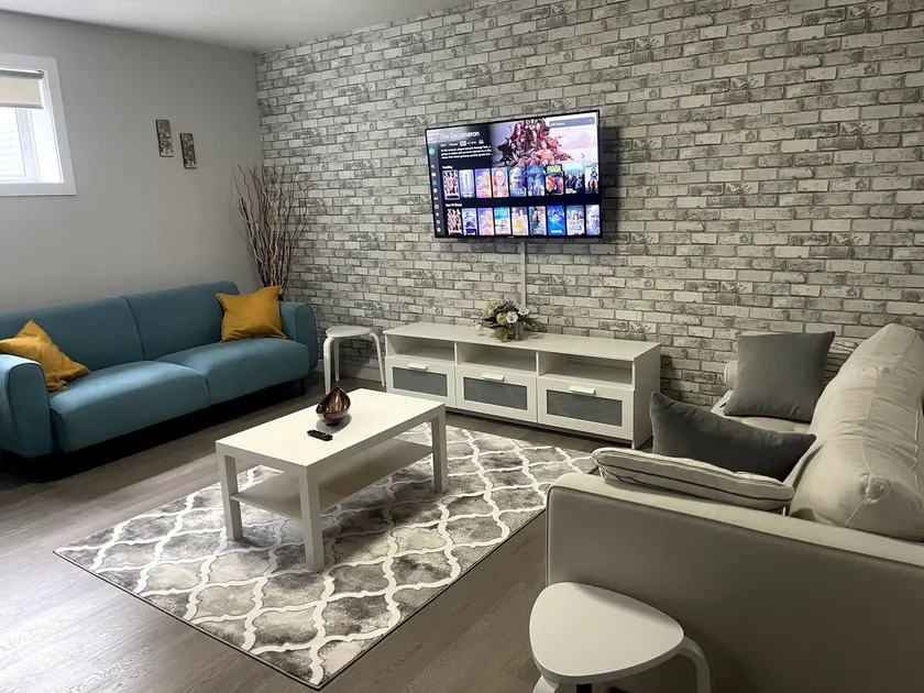 Summerside Cozy Basement Suite - Image 1