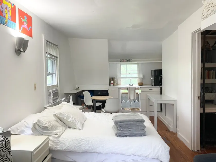 studio apartment in Cragsmoor - Image 1