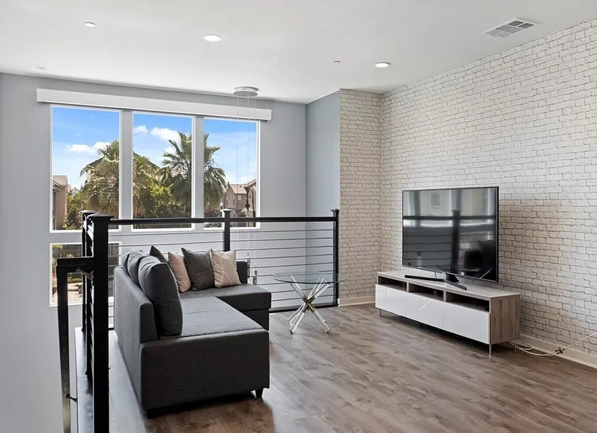 Stylish Modern Loft-Style Townhome w Pool Access - Image 1