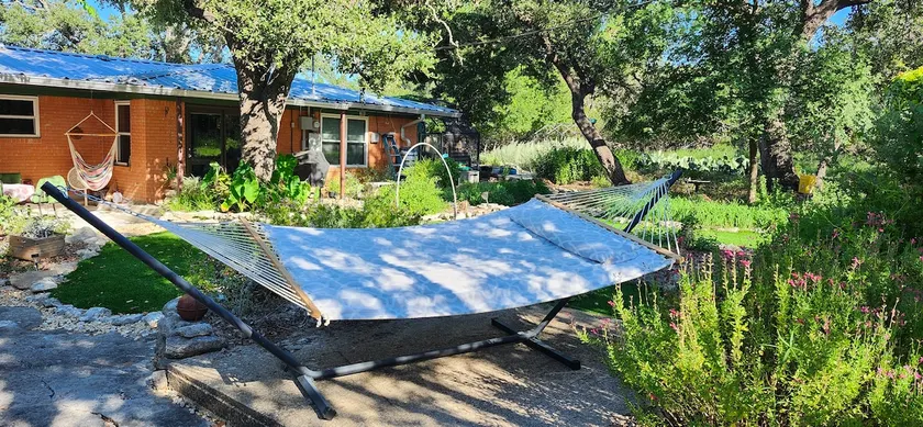 Fire Pit | Kayaks | Hammock | Wildlife | Patio - Image 1