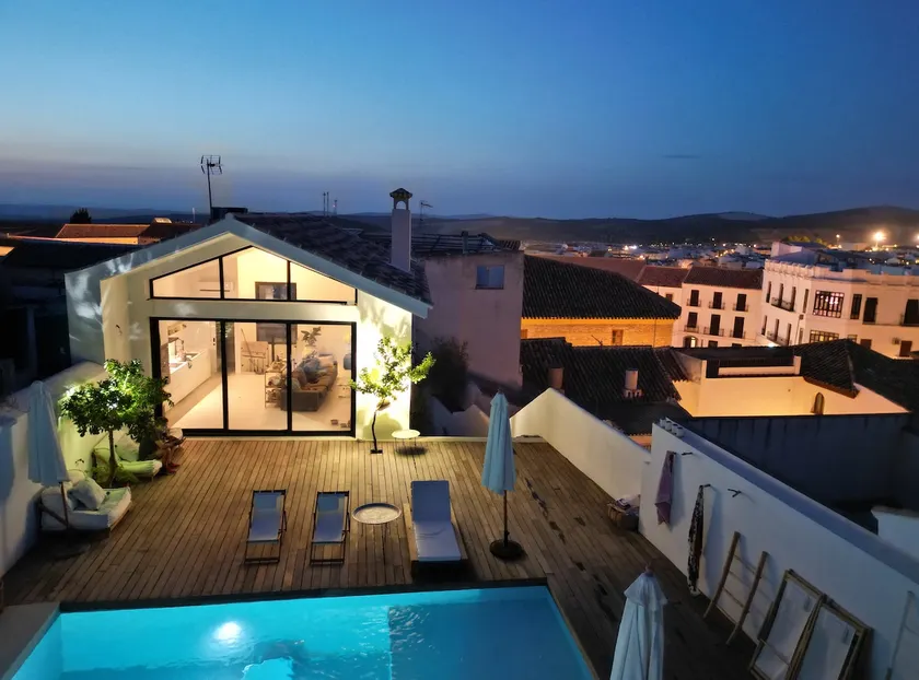 PoolHouse in the Historic Center - Image 1