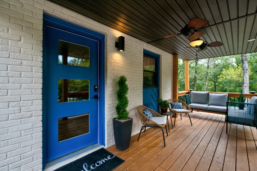 Canoe Blue Retreat - Unit 4 - Twilight - Image 1