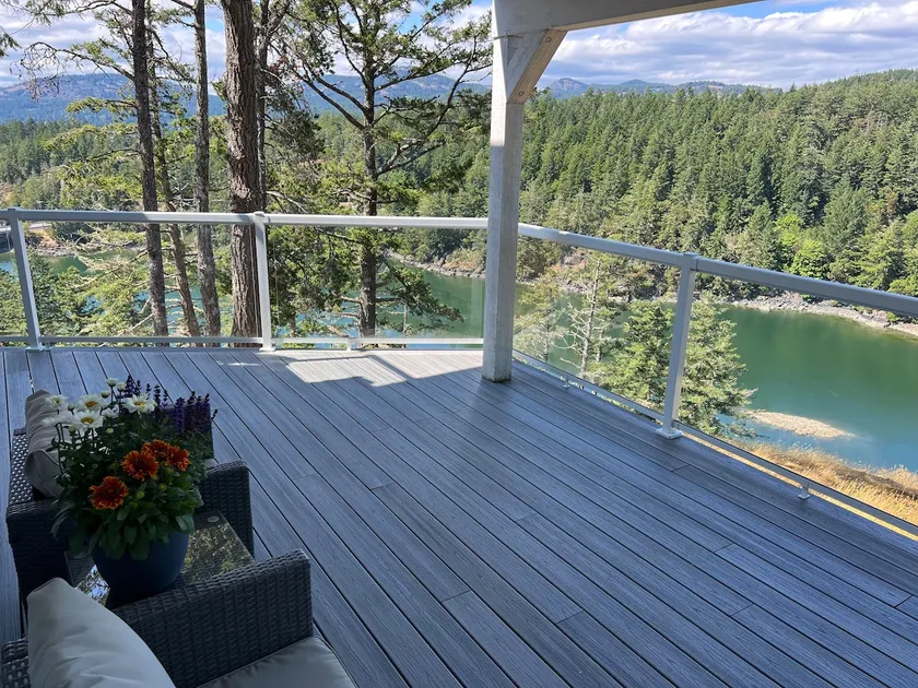 A Natural Beauty! Oceanfront Suite Over Roche Cove - Image 1