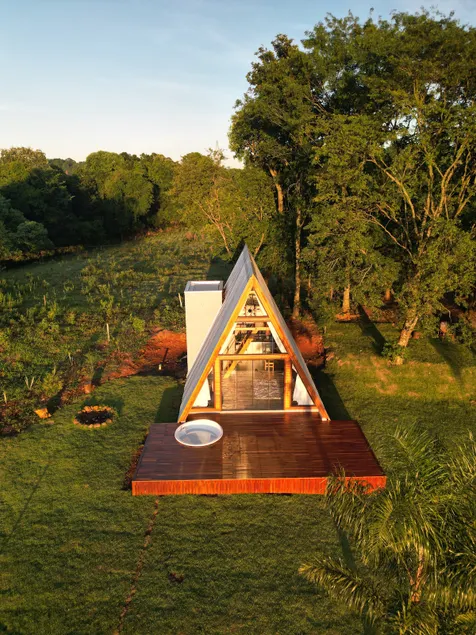 Cabin in the hills - Image 1
