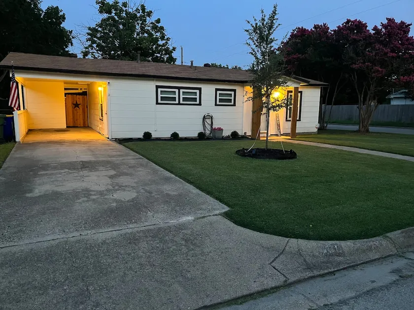 Cowboy Corner Fort Worth 2BR 2 Bath - Image 1