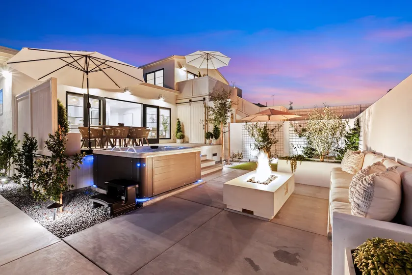 The Sand House-Gorgeous 3BR-2B HotTub+FirePit+Turf - Image 1