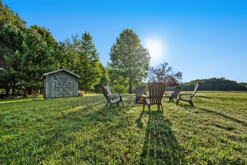 Tranquil Country Retreat | Games, Firepit & Views! - Image 1