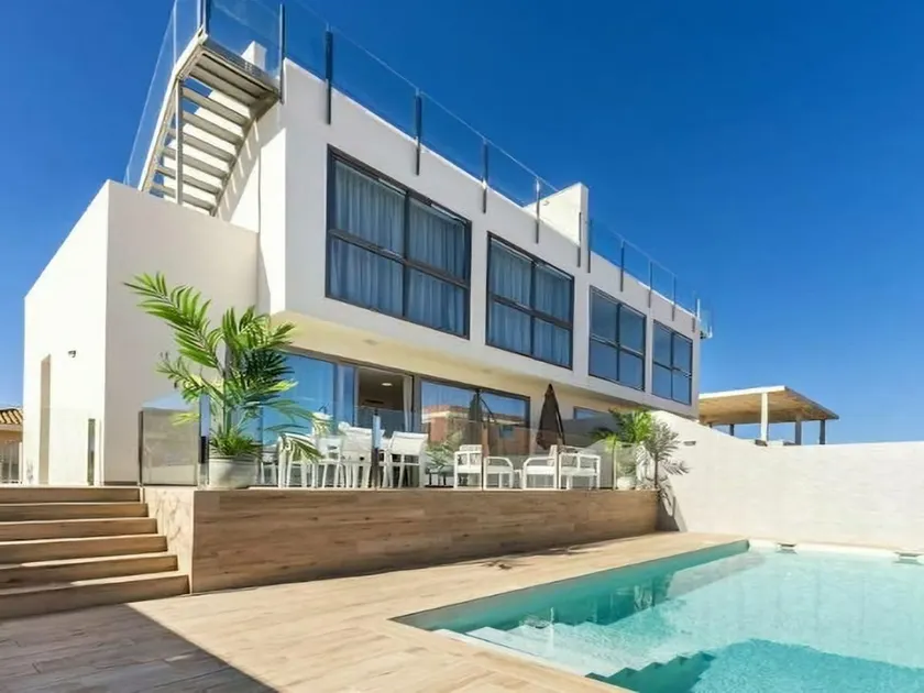 Casa Los Belones, Villa with private pool and game room - Image 1