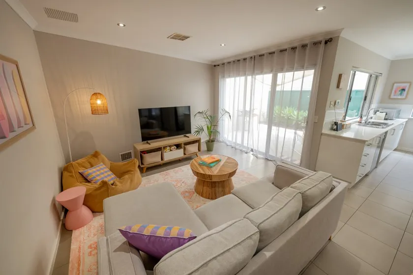 Seascape Family Villa Scarborough | 4 Bed 2 Bath| - Image 1