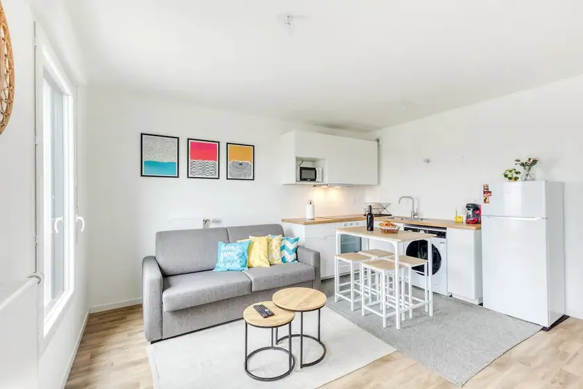 Bright 2-room: 4 people - 25 min drive to Paris - Image 1