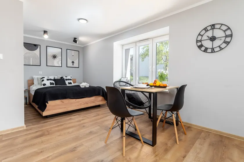 Apartment near the Market Square ”Kamienica” | No. 1 Studio - Image 1