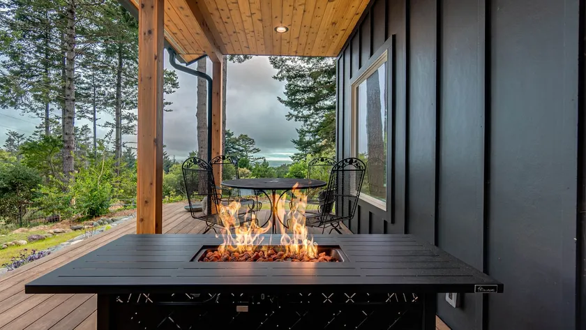The Getaway Gem, SPA, sleeps 8 - Image 1