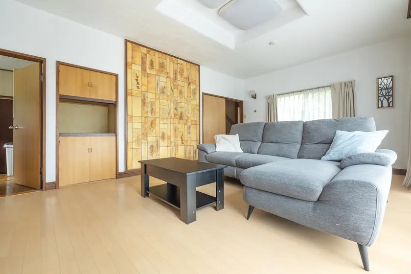 3BR Forest Retreat Sleeps 8 Walk to Nikko Temples - Image 1