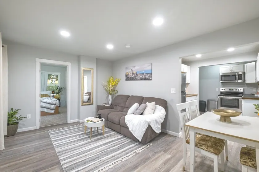 Sunlit Bliss Home | Near Ferry & Naval Base - Image 1
