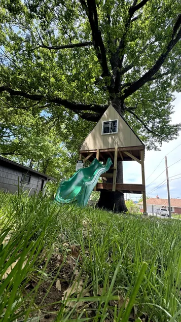 Cozy house big relax tree house 13 guest - Image 1
