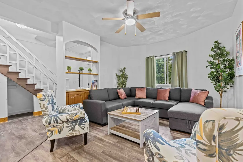 New Luxury House in the Heart of Janesville - Image 1