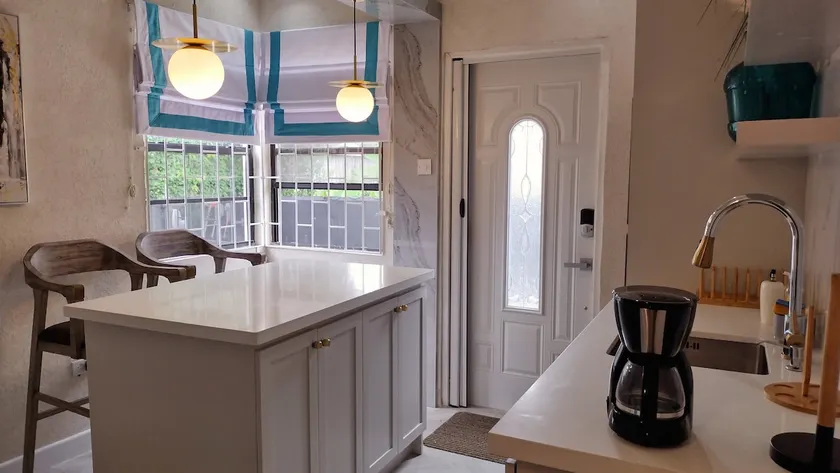 Stylish Apt -Free Parking,Cozy Couples Retreat - Image 1