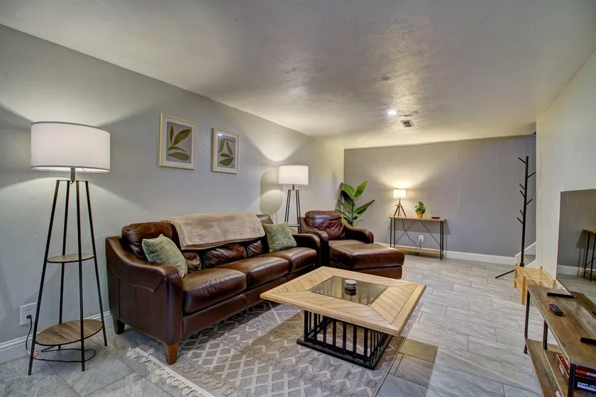 Arvada Den - Image 1