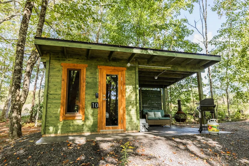 Sunken Escapes Cabin 9 - Image 1