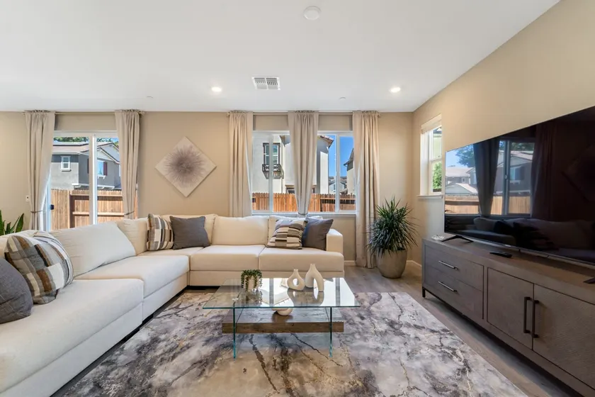 Executive New 4BR Retreat + Game Room Near Napa - Image 1