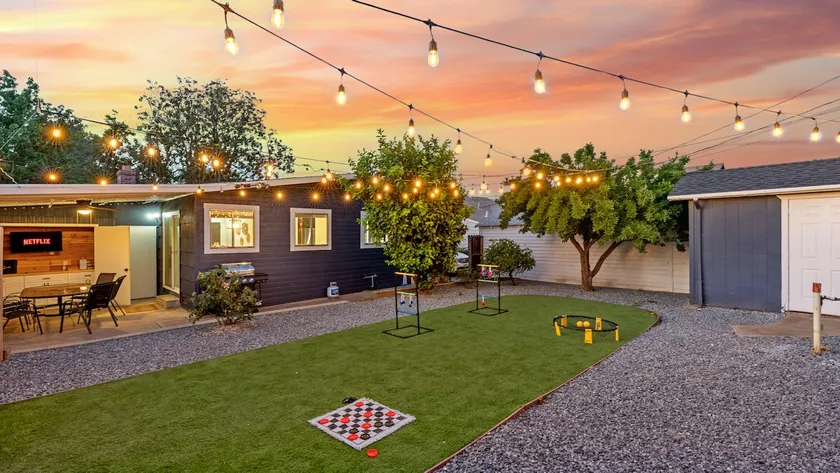 Main Street Retreat - Image 1