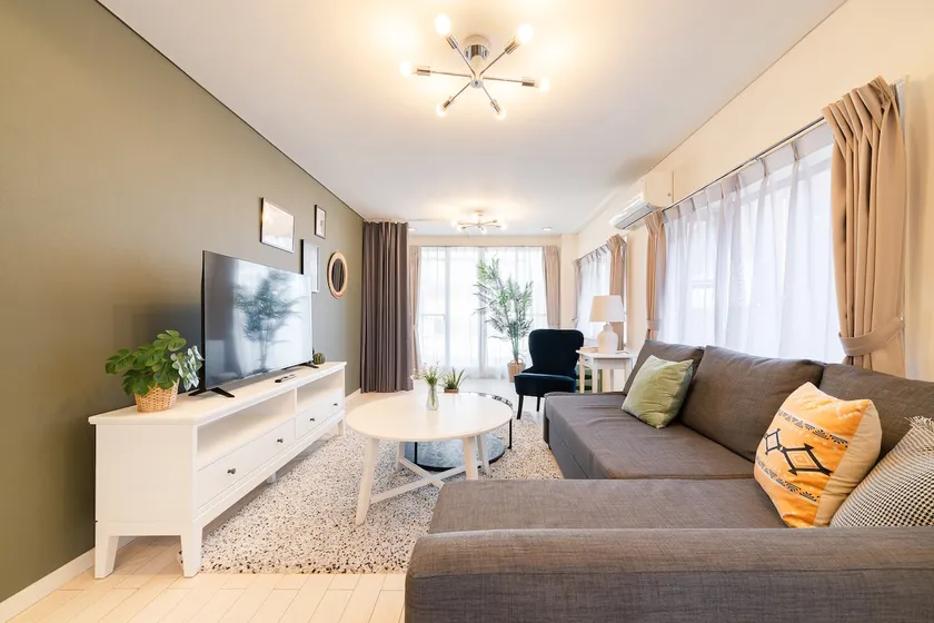 [Shibuya Ward] Sasazuka Station 2-minute walk/128 ㎡/1 station 4 minutes to Shinjuku Station/2 showers - Image 1