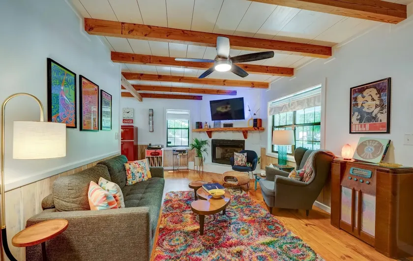 House of Grooves | Getaway w/ Hot Tub & Fireplace - Image 1