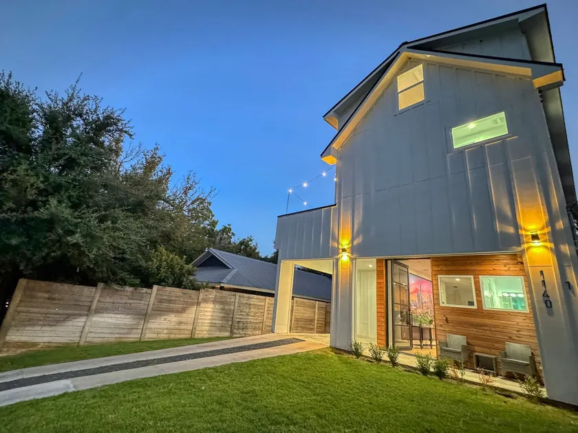 Texas-Themed Home - Image 1