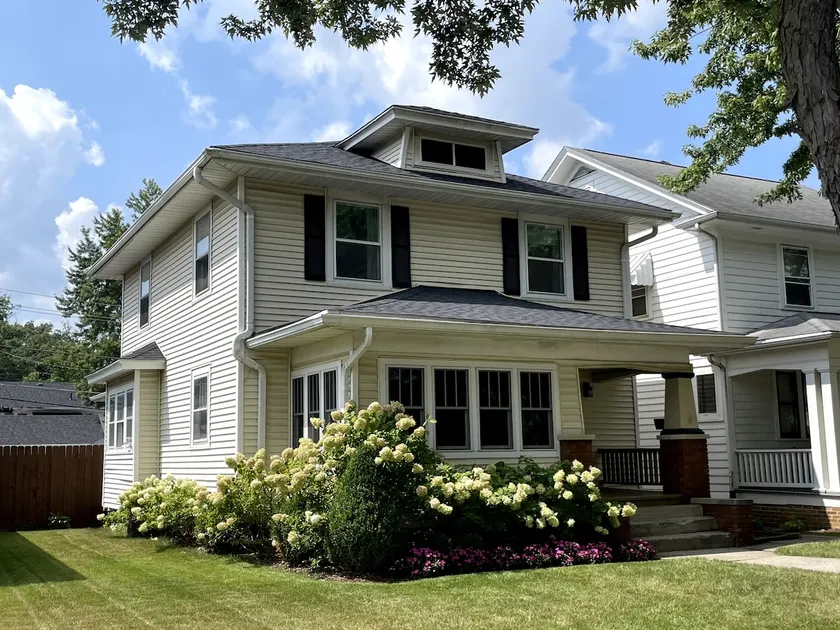Kid + Pet Friendly Home w/Long Stay Discount! - Image 1