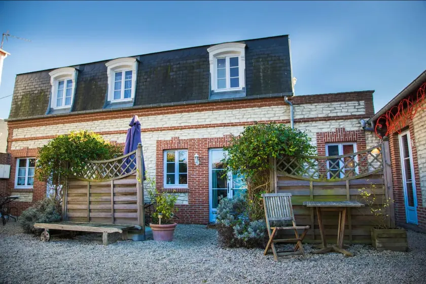 Charming quiet 3* duplex house, 2 terraces. - Image 1