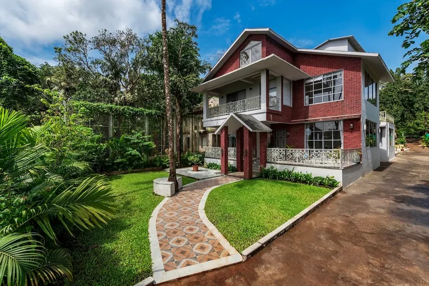 3BR villa w/ Private pool near Moira River, Goa - Image 1
