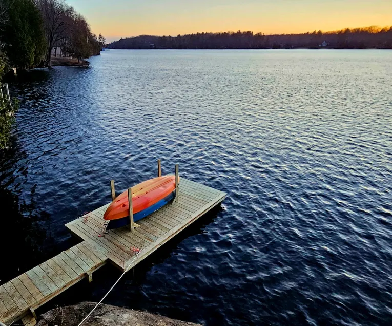 Cozy Cottage on Black Lake - Image 1