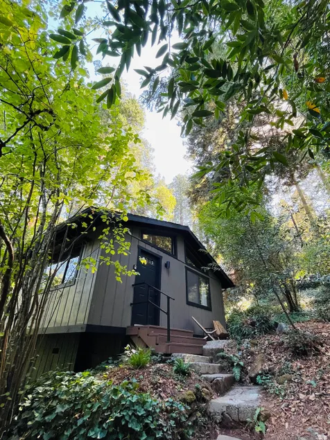 NEW - Relaxing Retreat with Hot Tub in the Woods - Image 1