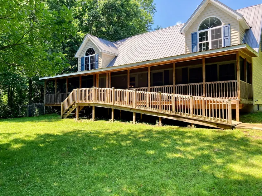 The Lake House Retreat - Image 1