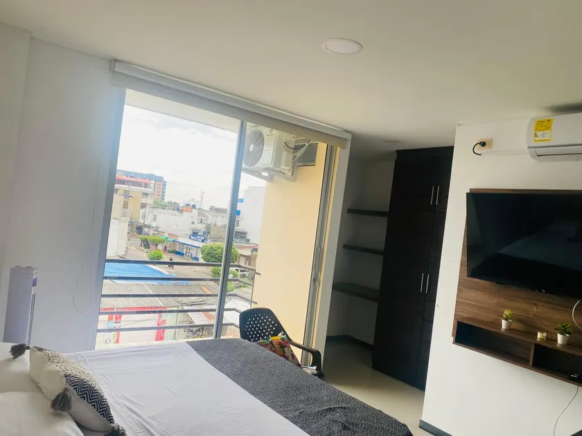 Modern and cozy studio apartment - Image 1