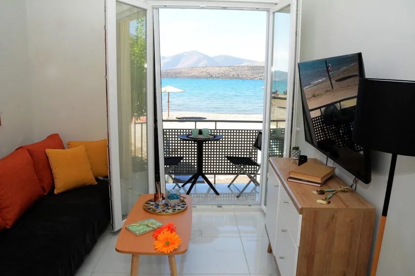 Aquamarine - Beach Flat - Image 1