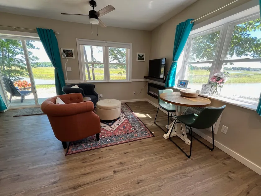 Eagle's Nest Waterfront Vista! - Image 1