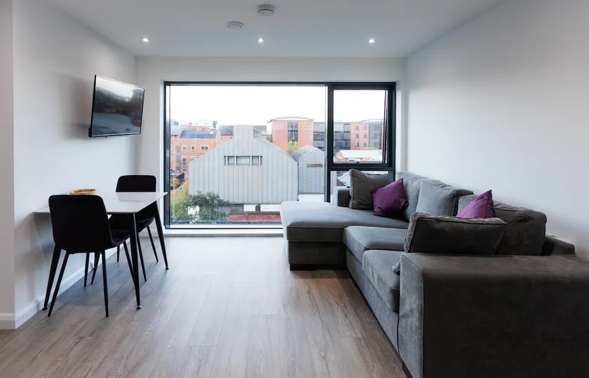 Charming 2BR apt in the Heart of Belfast City - Image 1