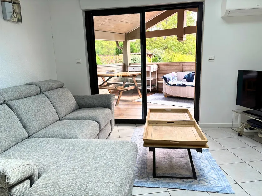 Ocean Apartment between Golf Course and Lake - Image 1