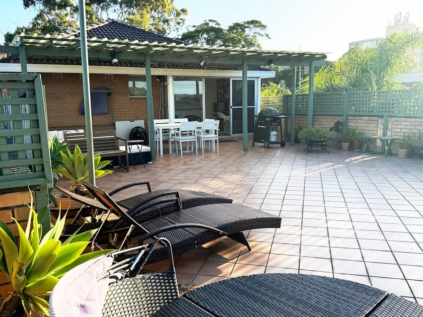 Dee Why Beach Rooftop Apartment - Image 1