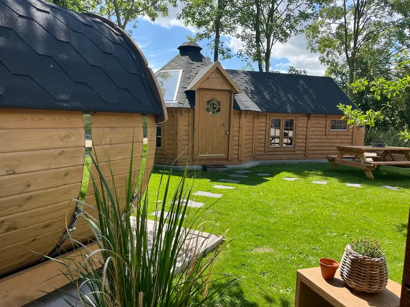 Finse Kota met Private Barrelsauna - Image 1