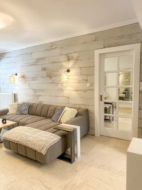 Modern Elegance • 4 Beds • 3 BR•Near Glyfada & Sea - Image 1