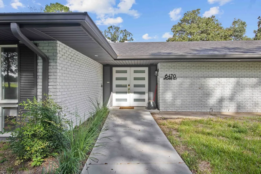 Resweber Hidden Estate - Image 1