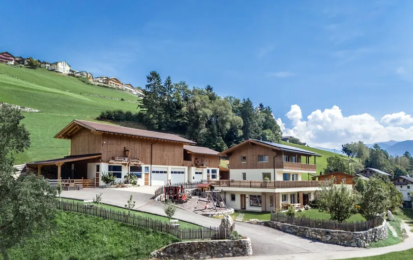 Hinterscholerhof - Image 1