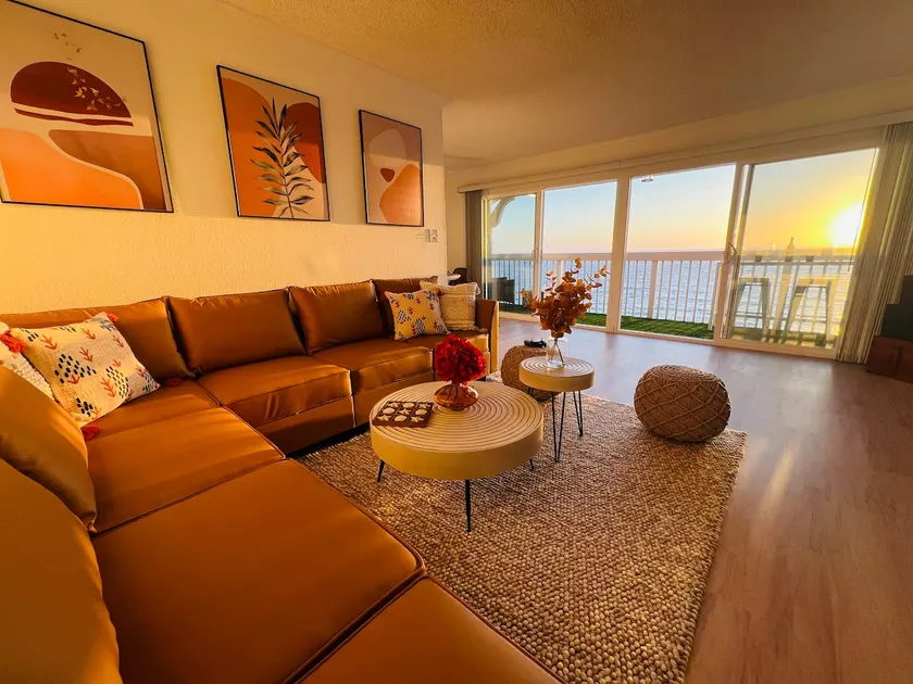 Beachfront Oasis, Garage Parking, Balcony View - Image 1