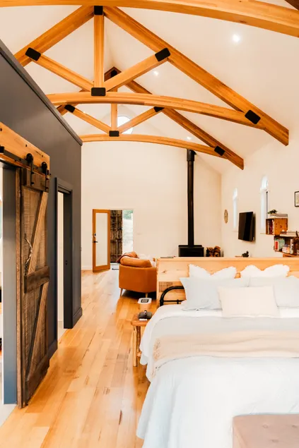 The Chapel, Little Ridge Farm luxury farmstay - Image 1