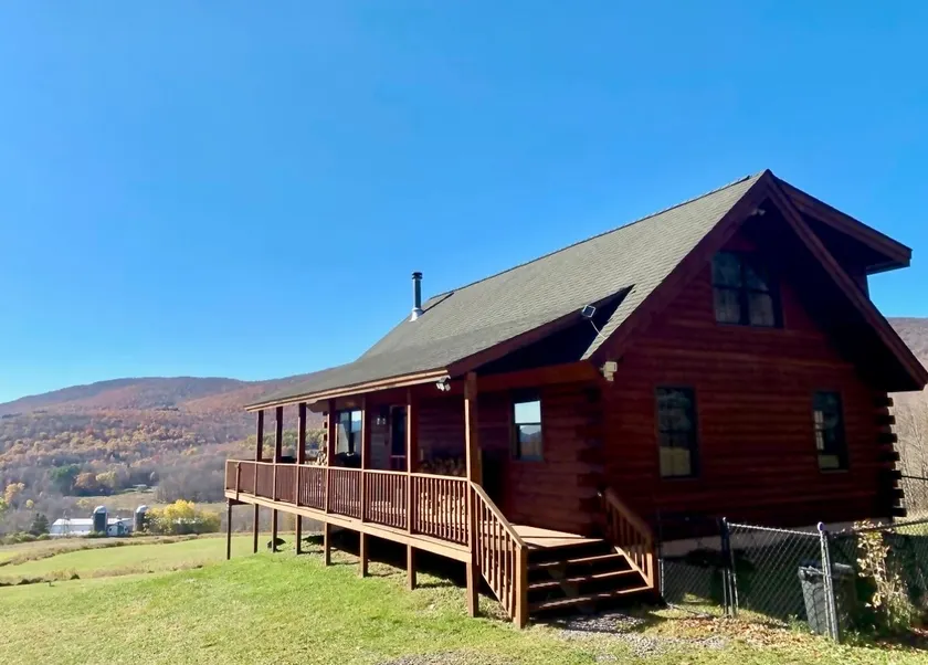 Cozy Catskills Cabin 5 Mins fromPlattekill SkiArea - Image 1