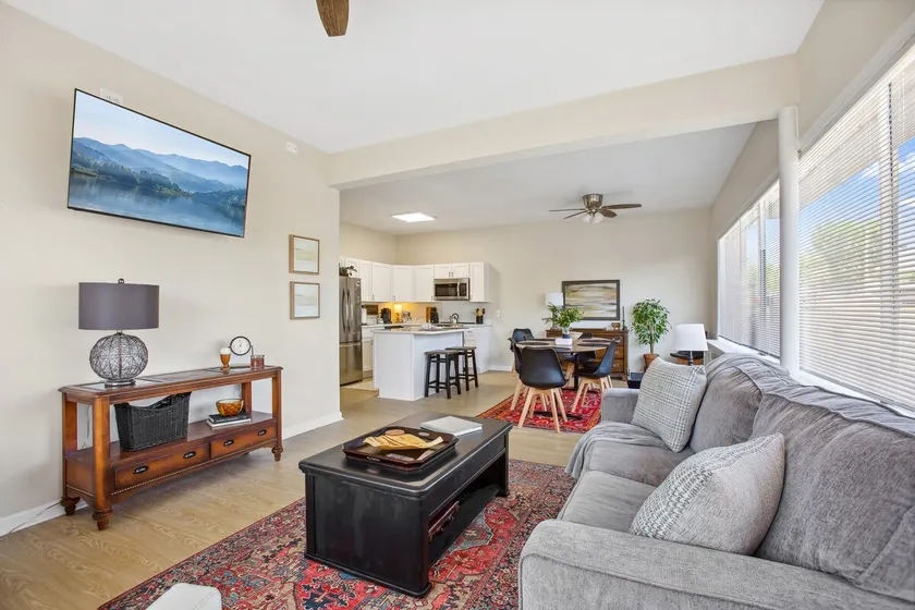 2 Bed | Fast Wi-Fi | Near Hospital & Downtown Fxbg - Image 1